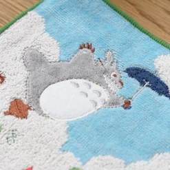 Hot Maison Ghibli Mini Towel Totoro In The Sky 25X25 Cm - My Neighbor Totoro