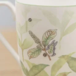 Maison Ghibli Mug Totoro On A Leaf - My Neighbor Totoro