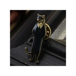 New Maison Ghibli Pins Cat Guard - The Cat Returns