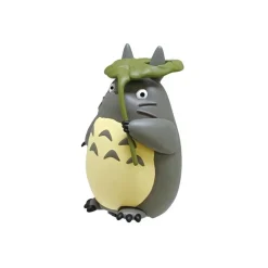 Maison Ghibli Pull Back Collection Totoro With A Leaf Umbrella - My Neighbour Totor