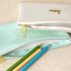 Outlet Maison Ghibli Silver Pencase Flying Kiki - Kiki'S Delivery Service