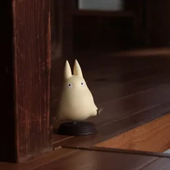 New Maison Ghibli Small Totoro Running Pocket Statue - My Neighbor Totoro